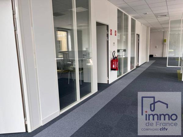 ST ETIENNE MAGNIFIQUES BUREAUX