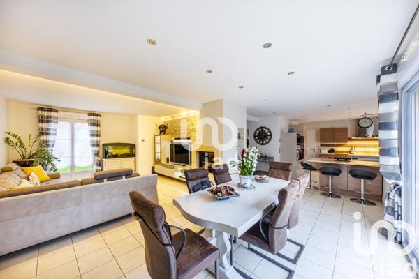 Maison à vendre 7 pièces 198 m² Frépillon