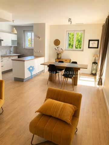 Maison
                                                                                                                                                                                                                                                                                                                        6 pièce(s)                                                                                                                                                                                                          4 chambre(s)                                                                                                                                                                                                          136  m²
