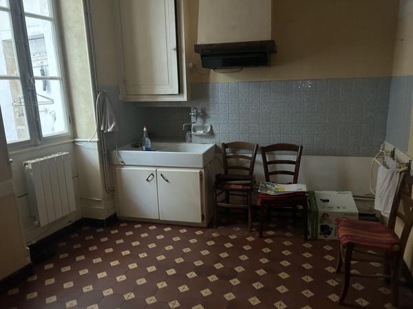 Vente Maison161,5 m² - 7 Pièces - ST AMAND MONTROND (18200)