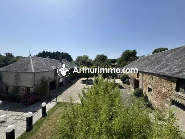 Vente                                                      Propriété
                        
                     7 pièces                      219 m2                     à Pré-en-Pail-Saint-Samson