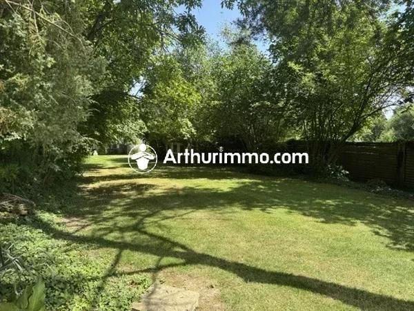 Vente                                                      Propriété
                        
                     7 pièces                      219 m2                     à Pré-en-Pail-Saint-Samson
