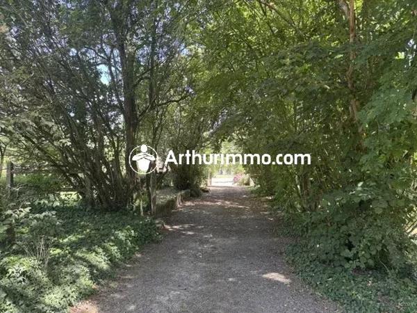 Vente                                                      Propriété
                        
                     7 pièces                      219 m2                     à Pré-en-Pail-Saint-Samson