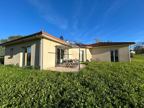 À Vendre Maison Plain-Pied piscine et Vue sur Pyrénées