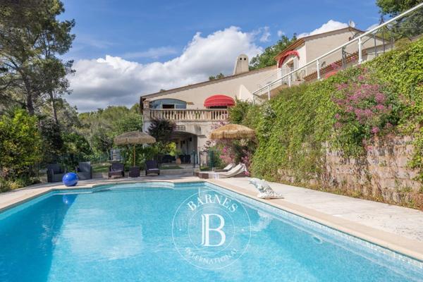 Mouans-Sartoux, Maison 5 Chambres -  369 m² à vendre