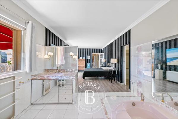 Mouans-Sartoux, Maison 5 Chambres -  369 m² à vendre