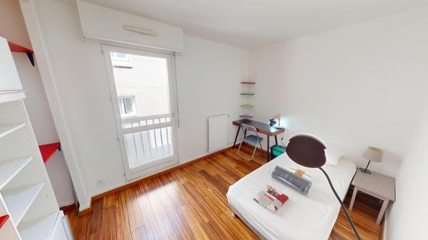 Appartement à louer 997 € CC ORLEANS 4 p 84 m² DPE E