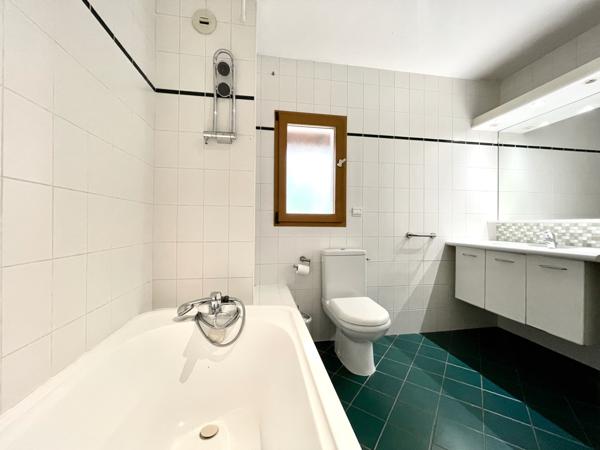 Divonne-les-Bains (01220) Maison individuelle - Environnement nature et proche centre