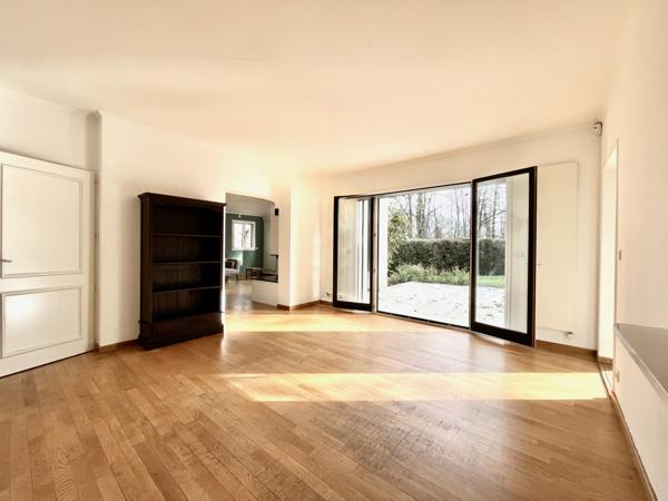 Divonne-les-Bains (01220) Maison individuelle - Environnement nature et proche centre