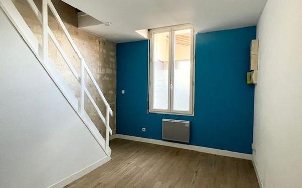 Appartement à vendre    2 pièces • 18,35 m2 Bordeaux