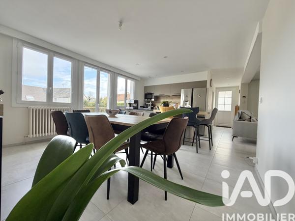 Maison à vendre 5 pièces 113 m² Saint-Sauveur-Villages