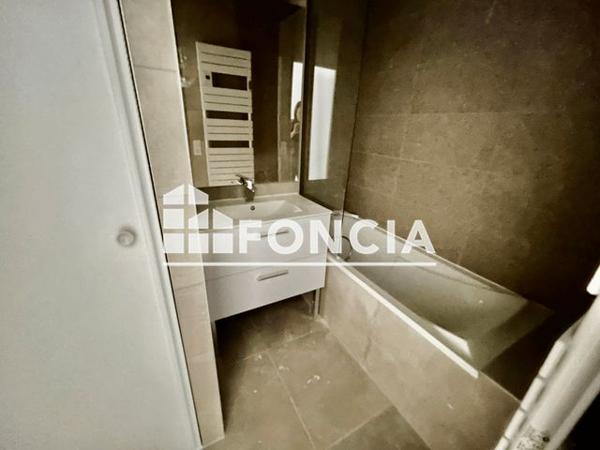 Location Appartement 4 pièces 89.4 m² - 847 BOULEVARD JEAN MATHIEU GRANGENT Sete 34200