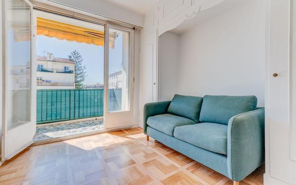 Appartement à vendre    3 pièces • 59 m2 Nice