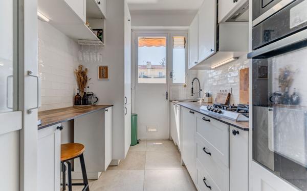 Appartement à vendre    3 pièces • 59 m2 Nice