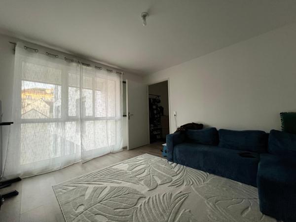 Appartement à MANTES-LA-JOLIE, 78200 - 2 pièces 43m²