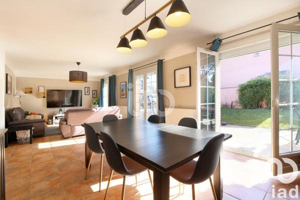 Maison à vendre 4 pièces 114 m² Pechbonnieu