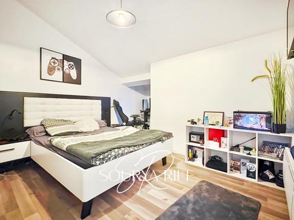 EXCLUSIVITE CHARMANTE MAISON RENOVEE A SALSIGNE  200 m2