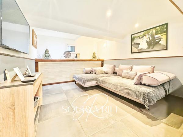 EXCLUSIVITE CHARMANTE MAISON RENOVEE A SALSIGNE  200 m2