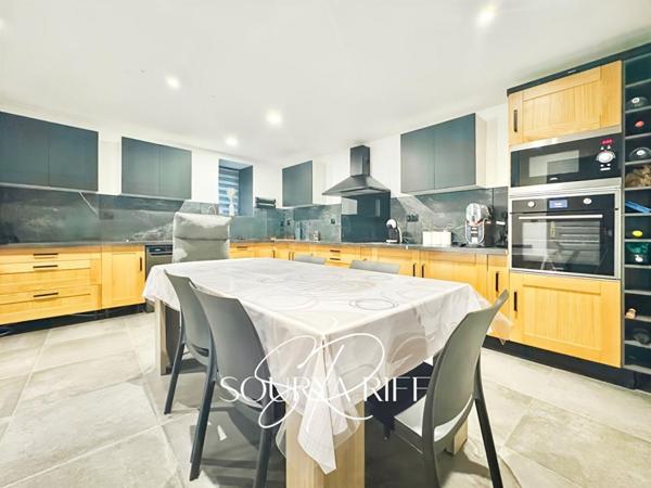 EXCLUSIVITE CHARMANTE MAISON RENOVEE A SALSIGNE  200 m2