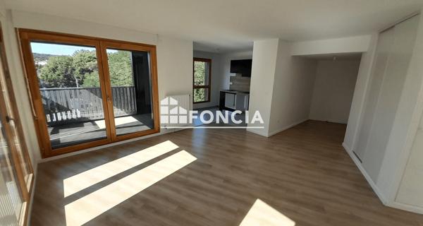 À vendre Appartement 4 pièces 86.09 m² - Saint-cyr-l'école 78210