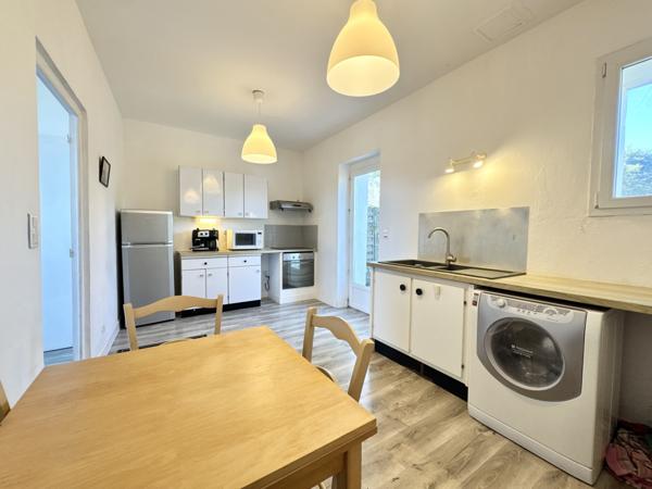 Maison en pierre avec gîte et garage  Roquecor (82150)