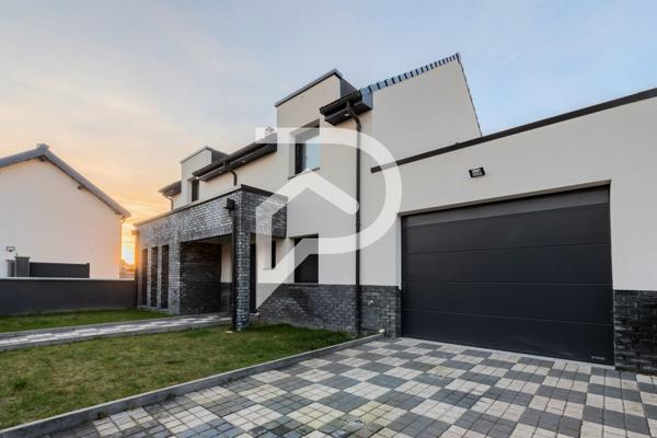 Maison 5 pièces 166.74 m2