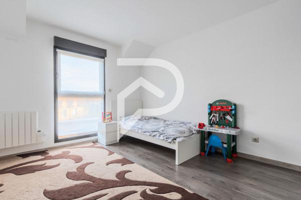 Maison 5 pièces 166.74 m2