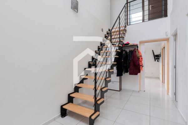 Maison 5 pièces 166.74 m2