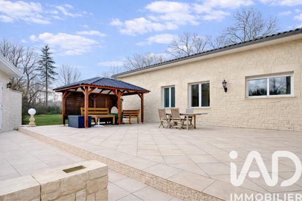 Maison à vendre 8 pièces 206 m² Castelnau-de-Médoc