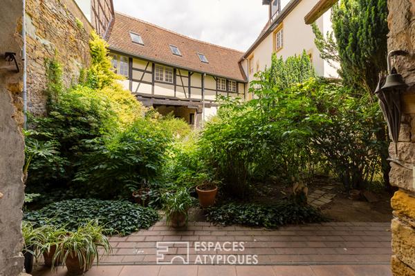 Ancienne synagogue en coeur de village