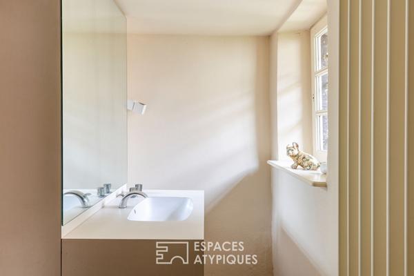 Ancienne synagogue en coeur de village