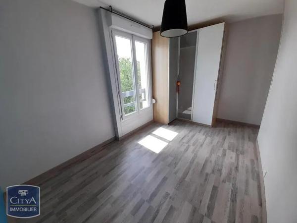 Appartement à louer 4 pièces 86.22m² Charleville-Mézières (08000)