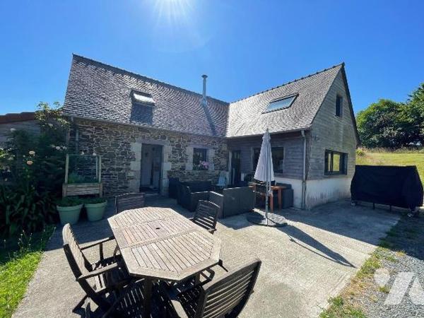 Ensemble de 2 maisons situées au calme

La maison principale est une maison en pierres recons...