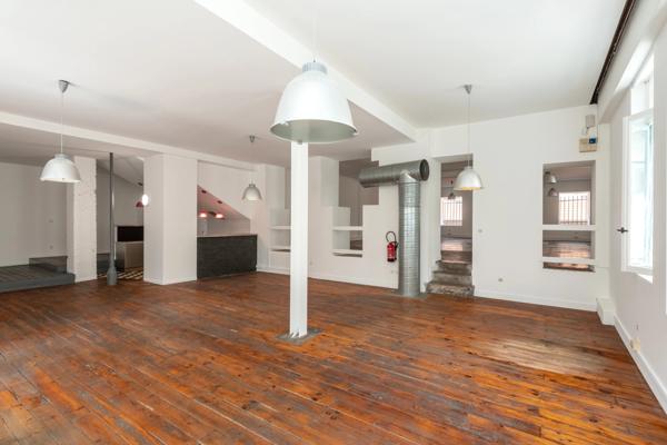 Lyon 7ème - Ancien local réhabilité de 243,65 m² - Esprit Loft - Usage mixte