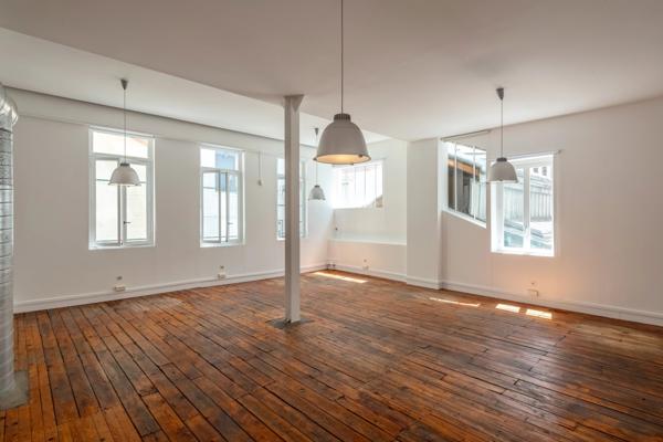 Lyon 7ème - Ancien local réhabilité de 243,65 m² - Esprit Loft - Usage mixte