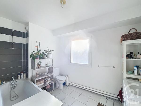 Appartement F4 à vendre  5 pièces - 89 m2 LACROIX ST OUEN - 60