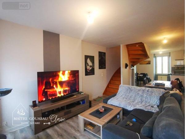 Appartement rénové à vendre à Saint-Berthevin en Mayenne (53940), ref :