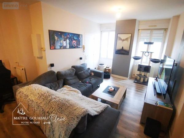 Appartement rénové à vendre à Saint-Berthevin en Mayenne (53940), ref :