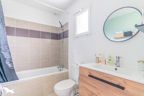 Maison à vendre 283 392 € Le Haillan 3 p 63 m² DPE C