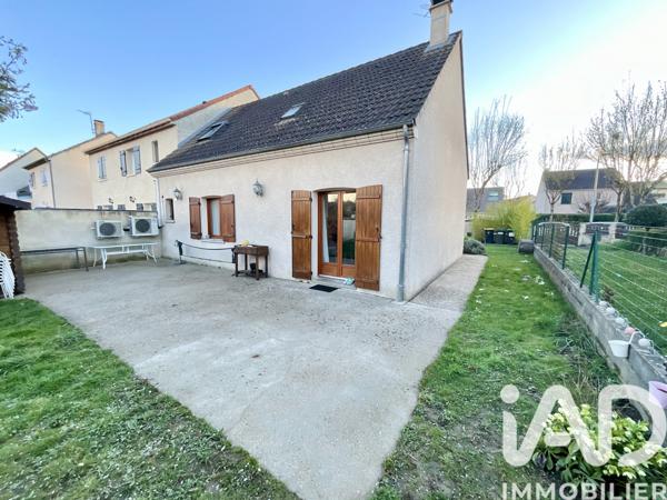 Maison à vendre 5 pièces 100 m² Sainte-Geneviève-des-Bois