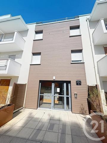 Appartement F3 à vendre  3 pièces - 67 m 2   FECAMP  - 76