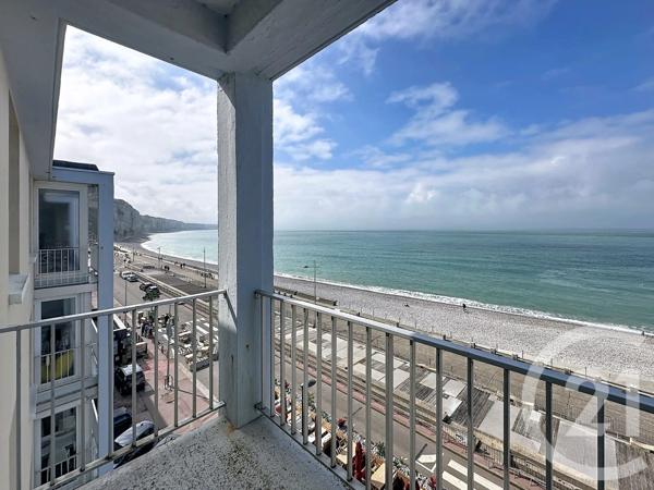 Appartement F3 à vendre  3 pièces - 67 m 2   FECAMP  - 76