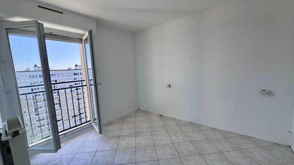 Appartement Gennevilliers 3 pièces avec balcon, cave et parking