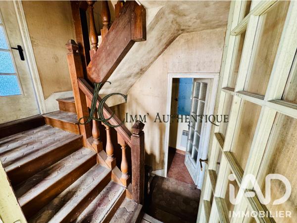 Maison à vendre 10 pièces 319,21 m² Pont-de-l'Arche