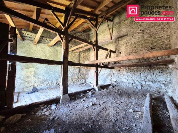 Grange à rénover avec terrain - Collonges 01550 - 180'000