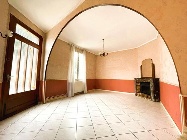 Brissac-Loire-Aubance - masion ancienne à renover - 3 chambres et garage à seulement 15 minutes du Sud d'Angers