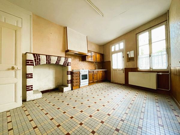 Brissac-Loire-Aubance - masion ancienne à renover - 3 chambres et garage à seulement 15 minutes du Sud d'Angers