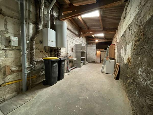 Brissac-Loire-Aubance - masion ancienne à renover - 3 chambres et garage à seulement 15 minutes du Sud d'Angers