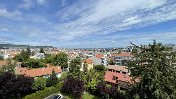 Appartement T3 traversant avec vue