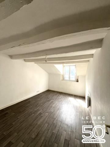 Appartement de caractère T3 à rénover VANNES